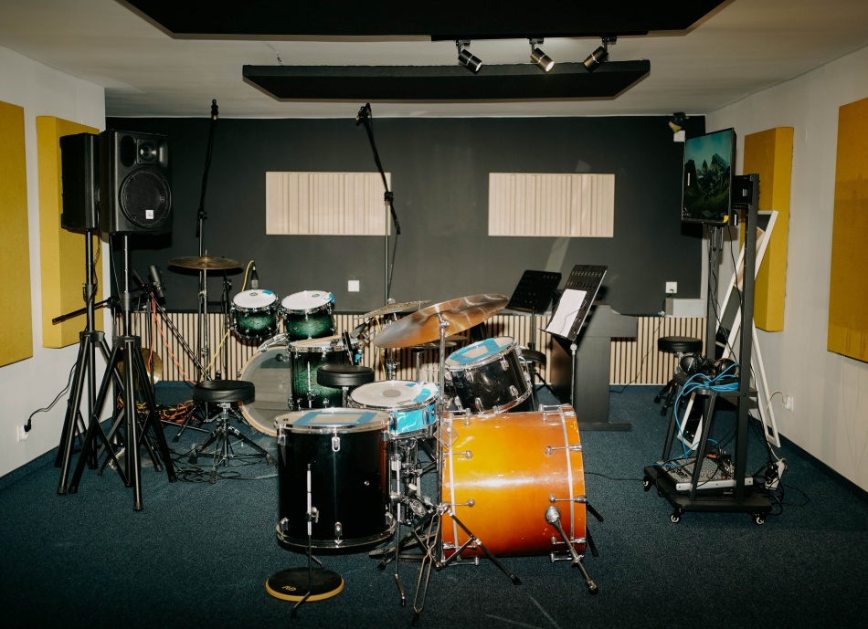 Live room